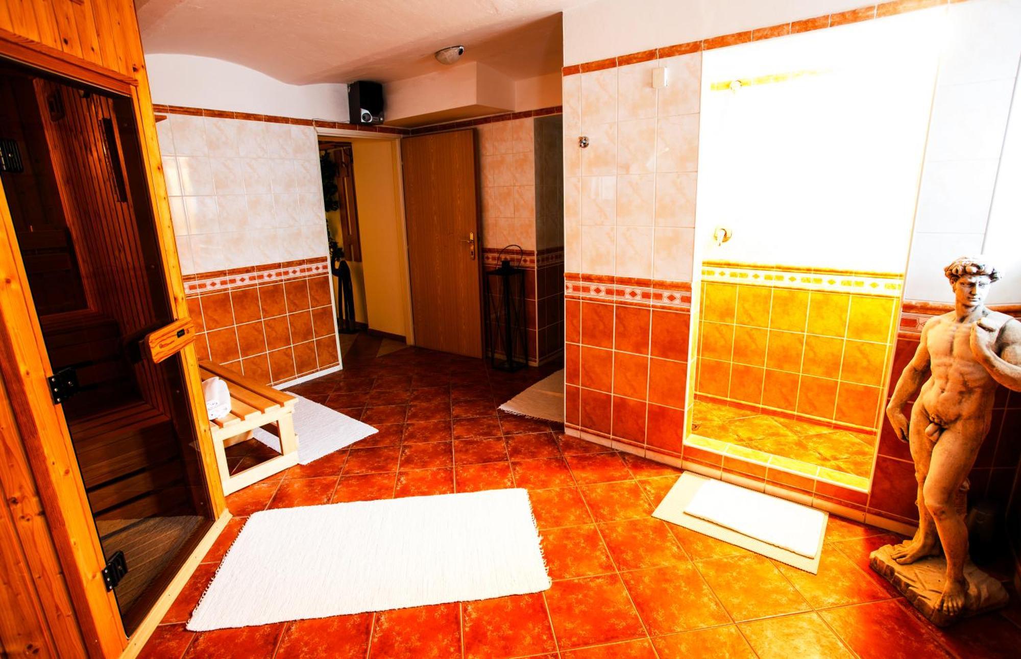 Hotel Margit Trenčianske Teplice Exterior foto