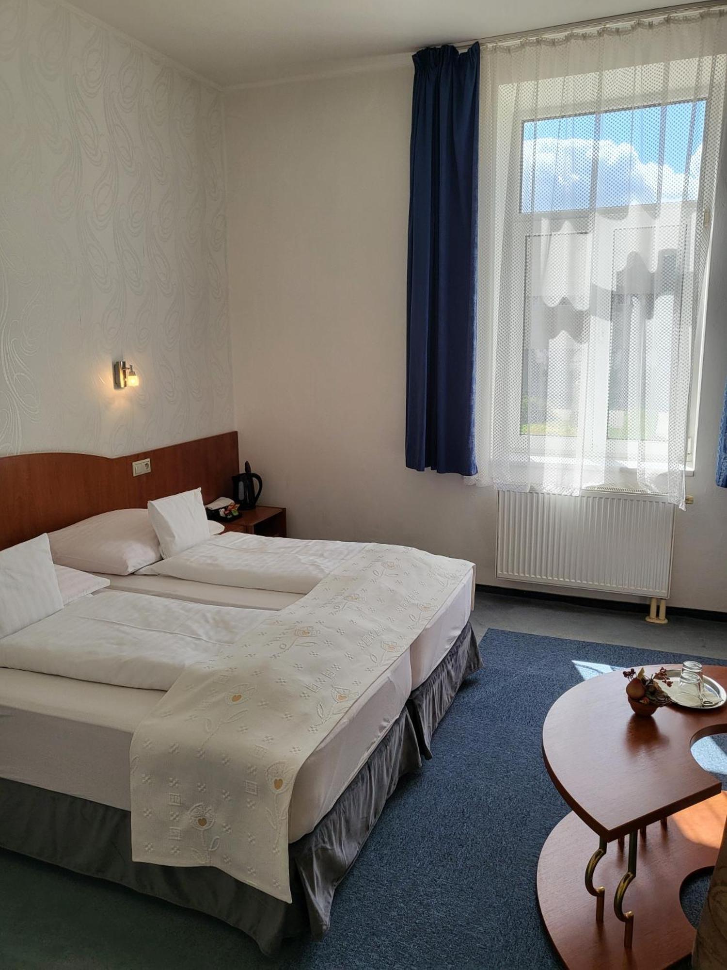 Hotel Margit Trenčianske Teplice Exterior foto