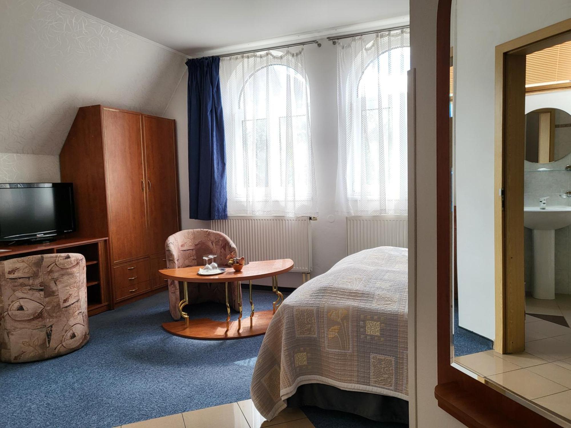 Hotel Margit Trenčianske Teplice Exterior foto