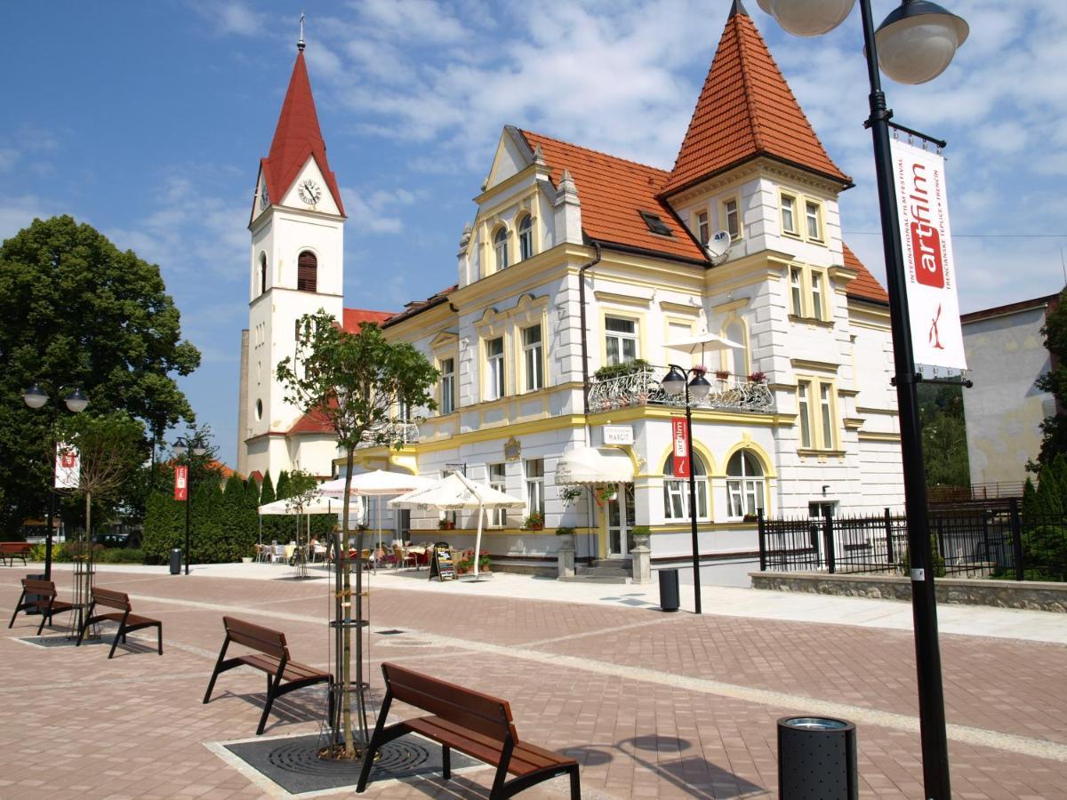 Hotel Margit Trenčianske Teplice Exterior foto